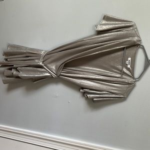 BB Dakota dress. Worn 1 time to a wedding.